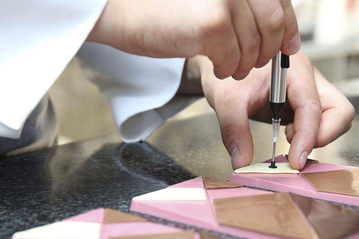 Who to work with Ruby Chocolate