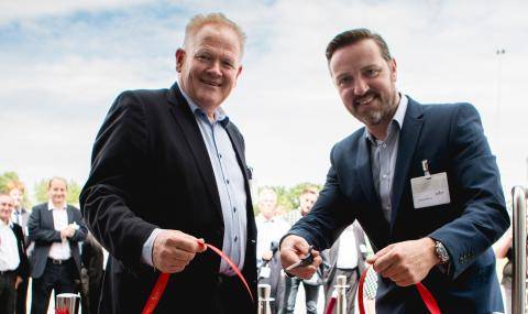 Van Houten Beverage Academy - Ribbon Cutting