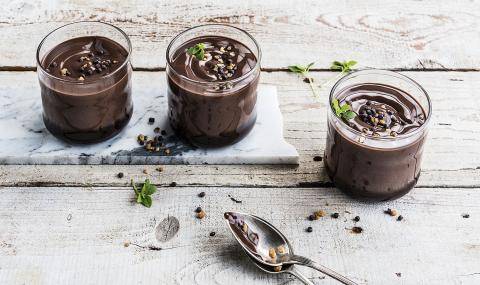 Super nice plant based cacao pudding with cocoa powder, made by Martin Diez