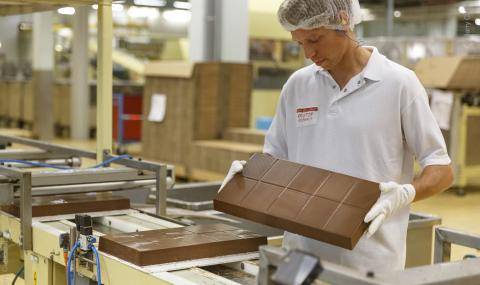 Barry Callebaut factory worker