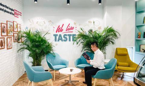 The new Shanghai office is designed for collaborative work