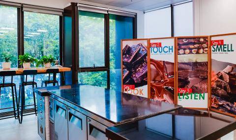 The three CHOCOLATE ACADEMY™ centers in China have become a hub of expertise, creativity and inspiration for both professional chefs and chocolate lovers alike