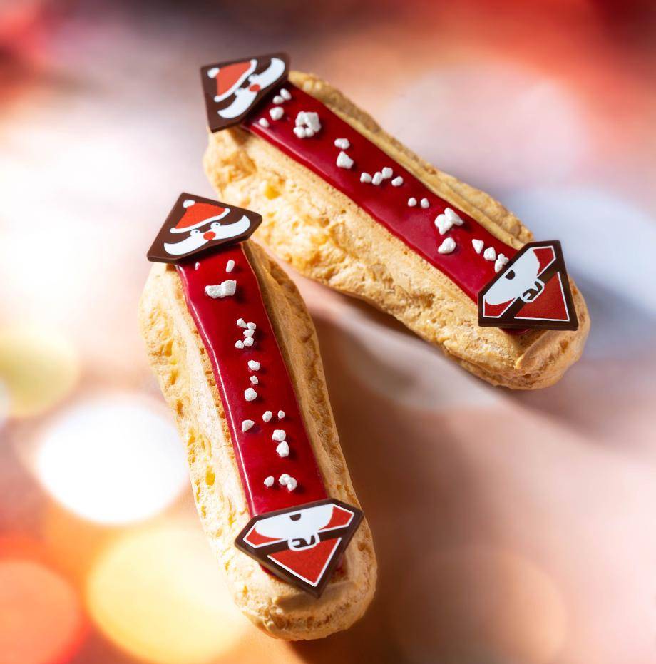 beetroot-based red glaze silver marzipan crunches,plaques with a Santa or Christmas print