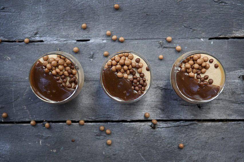 Salted caramel chocolate crispy bites in a caramel dessert