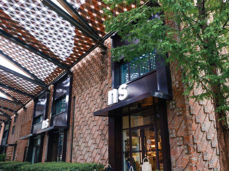 Barry Callebaut's cocoa and chocolates