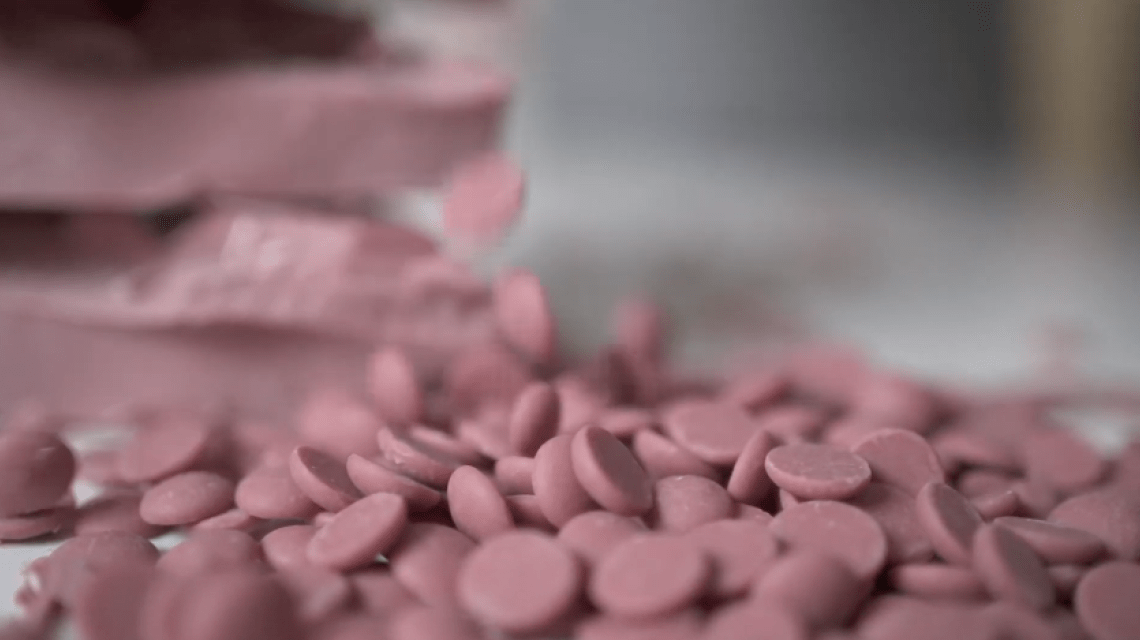 Small pieces of ruby chocolate