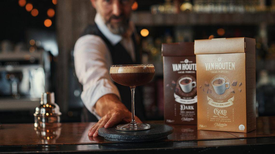 van-houten-golden-martini